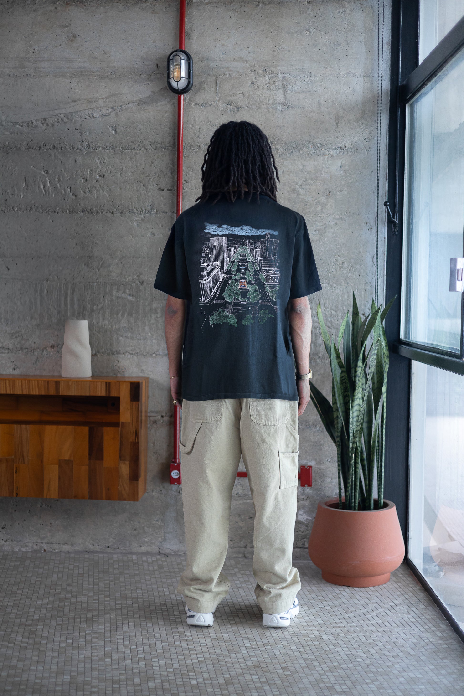 Camiseta Relaxed 'DREAM CITY' Cinza Estonado