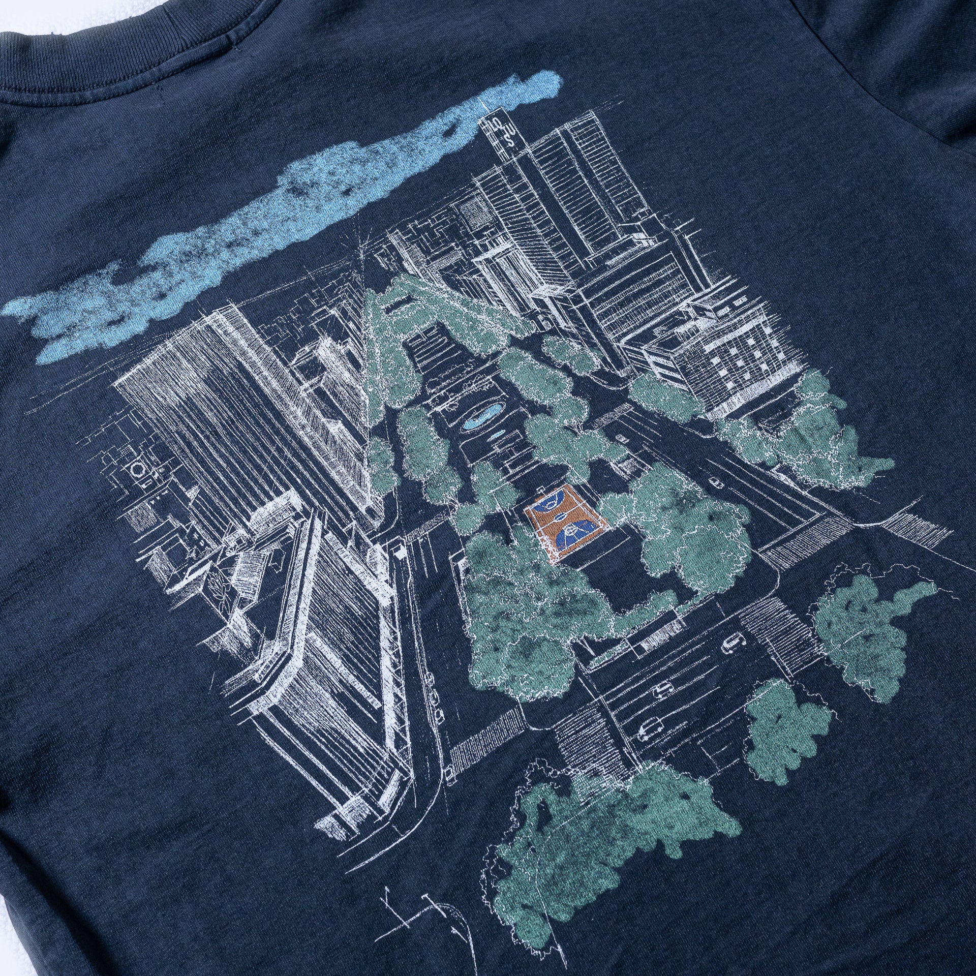 Camiseta Relaxed 'DREAM CITY' Cinza Estonado