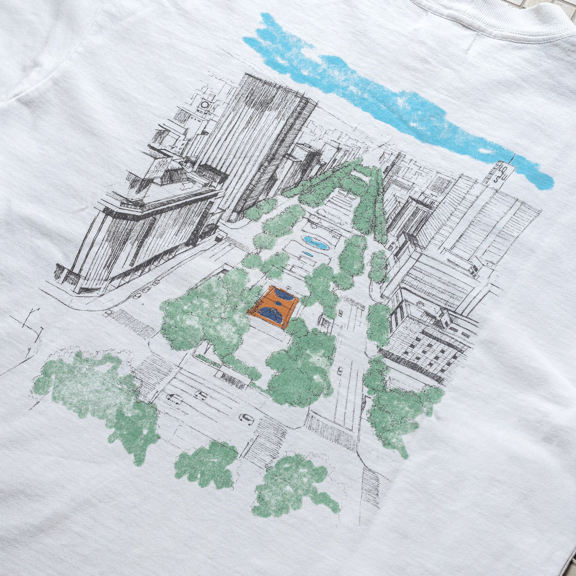 Camiseta Relaxed 'DREAM CITY' Branca