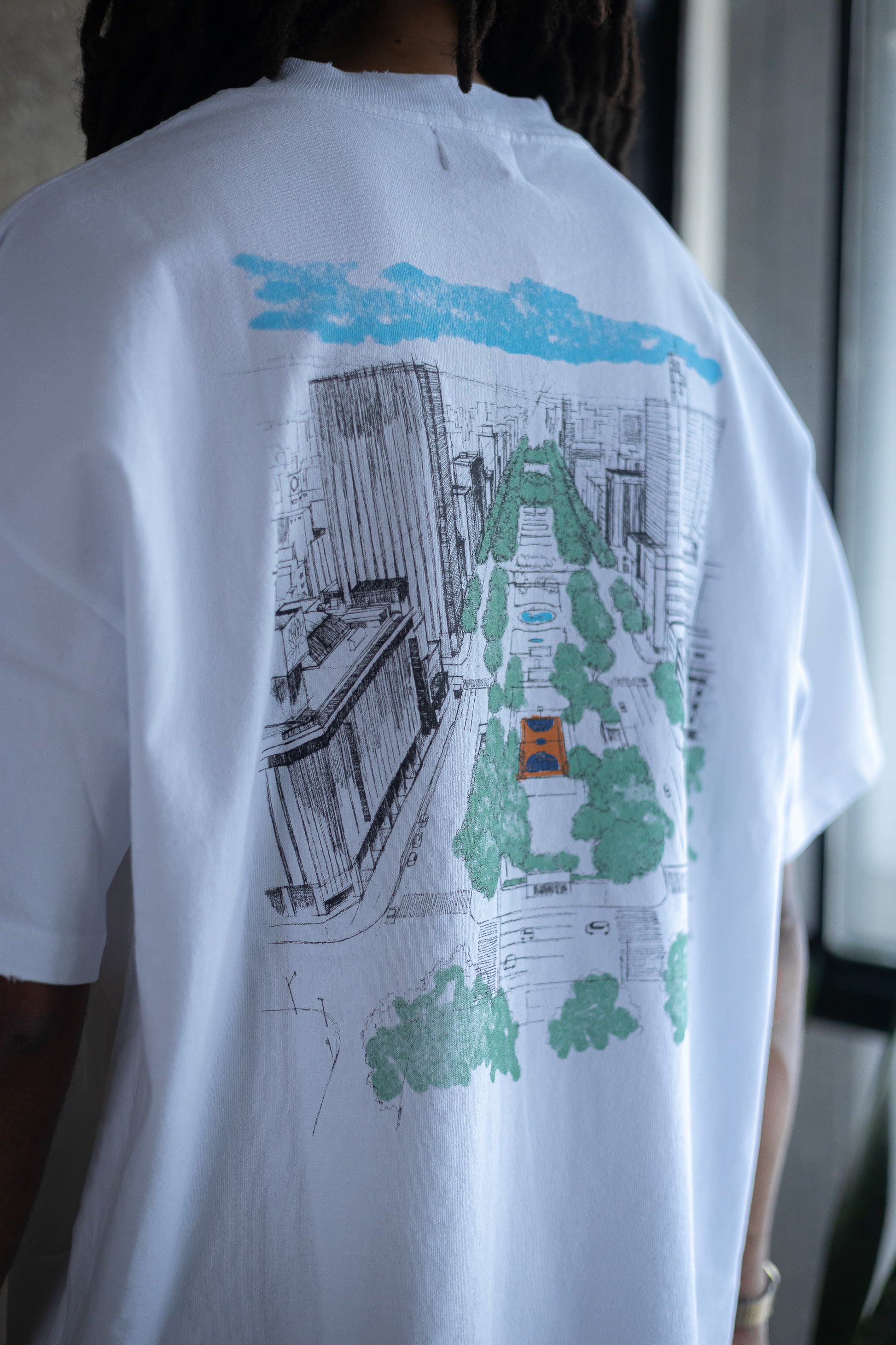 Camiseta Relaxed 'DREAM CITY' Branca