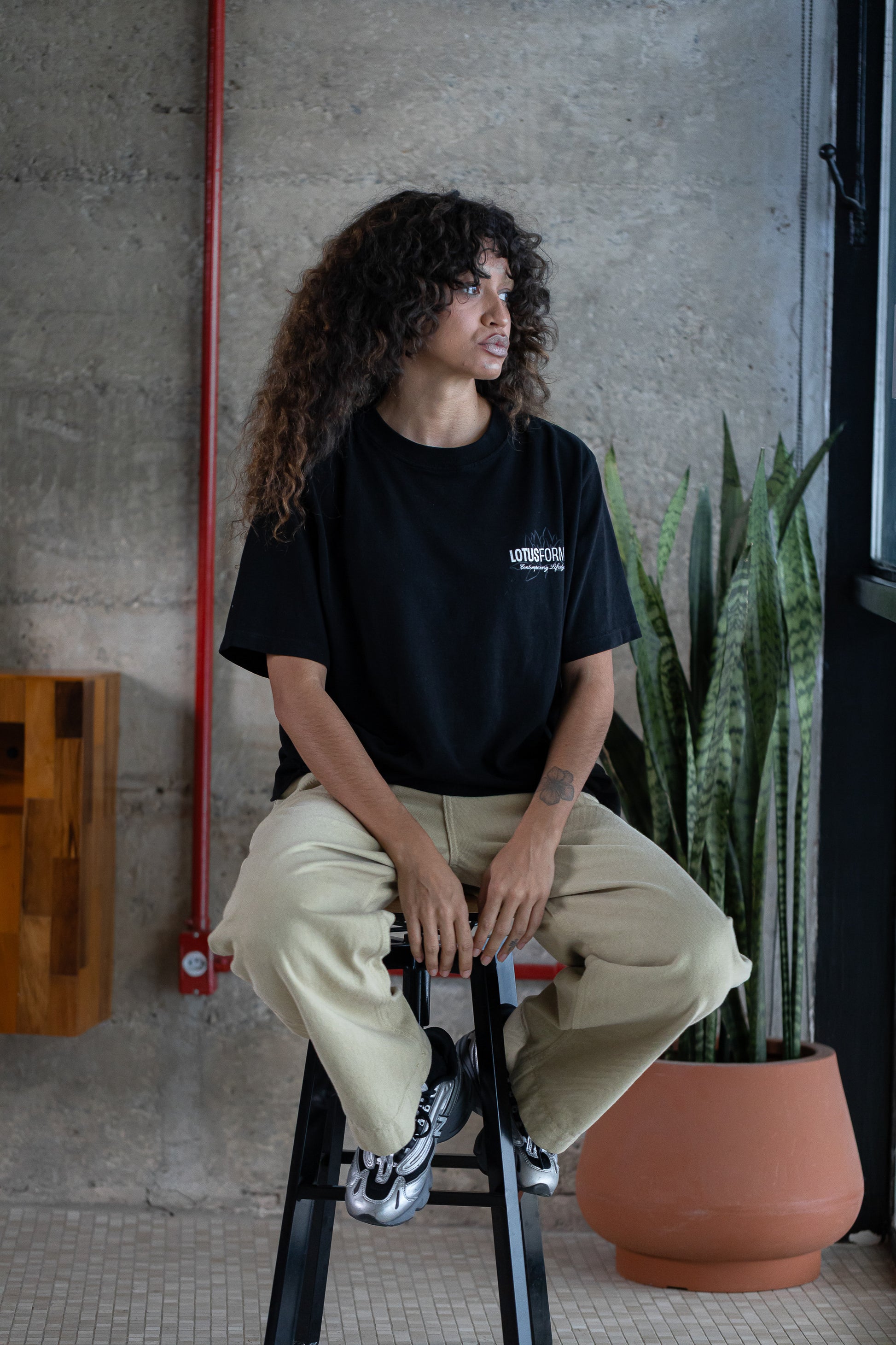 Camiseta Regular 'FORME CLUB' Preta