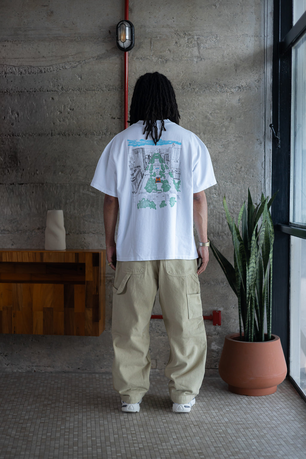 Camiseta Relaxed 'DREAM CITY' Branca